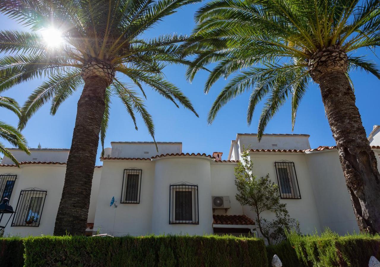 Вилла La Casa De La Playa. Piscina, Wifi Y Terraza. Дения Экстерьер фото